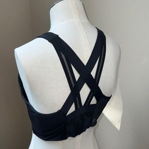 EUC Athleta Gigi Bra Small D/DD Black